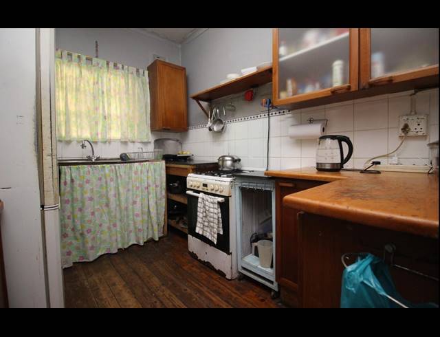 5 BEDROOM HOUSE FOR SALE IN PARK HILL